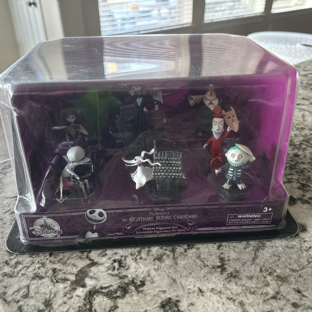 Nightmare Before Christmas Disney Deluxe Figurine Set of 9 NEW